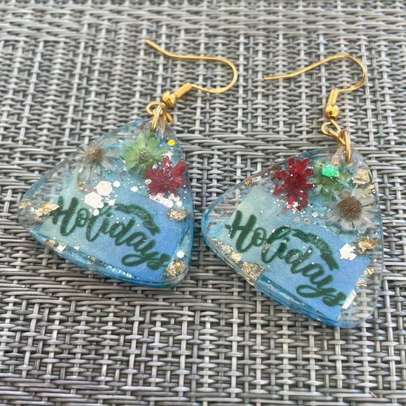 XMAS Handmade Pressed Flower Medium Holiday Vibes Earrings Blue Triangle - Picture 6 of 10